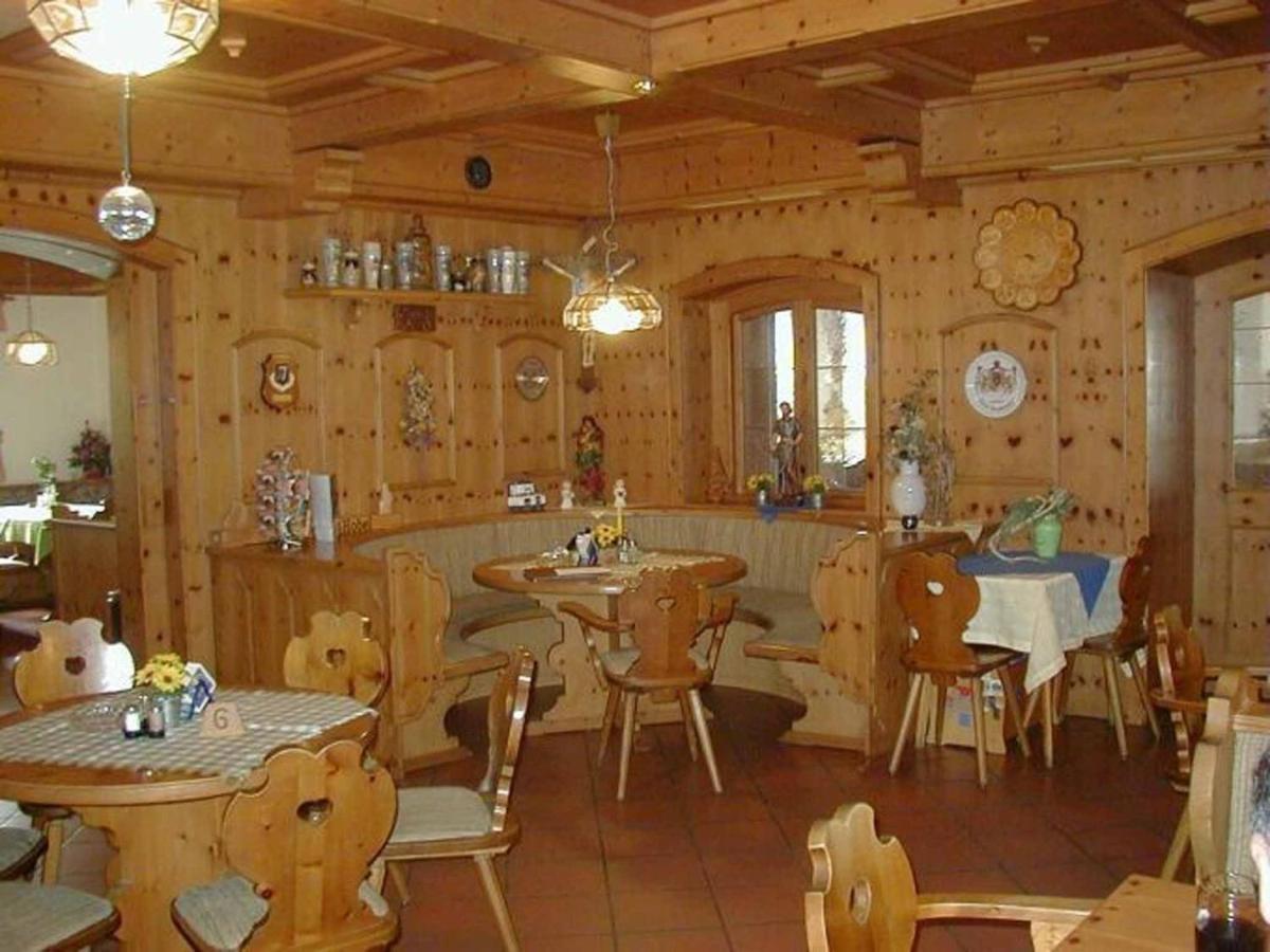 Gasthof-Metzgerei-Pension Schierlitz Римбах Экстерьер фото